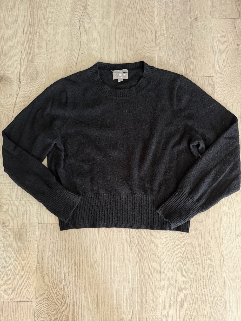 J Crew Cropped Fit Black Cashmere Crewneck Sweater Size Large - Picture 3 of 8